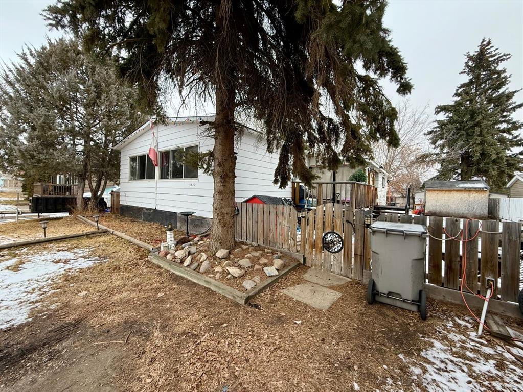 Picture for 5922 Spruce Park Crescent 