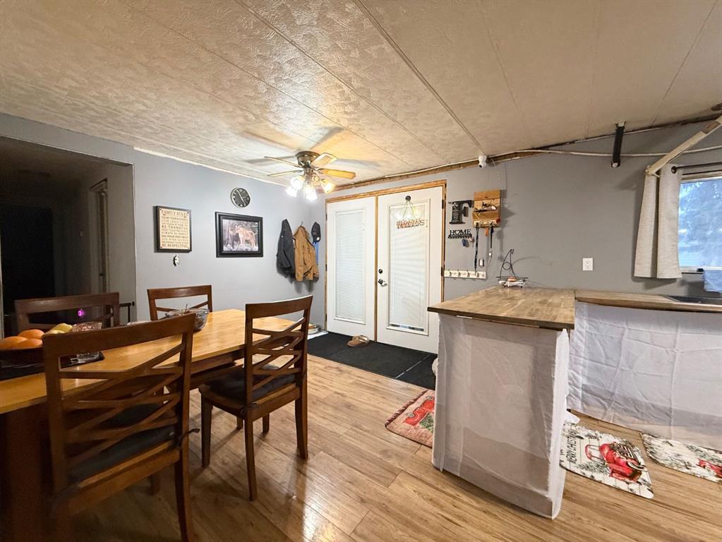 Picture for 5922 Spruce Park Crescent 