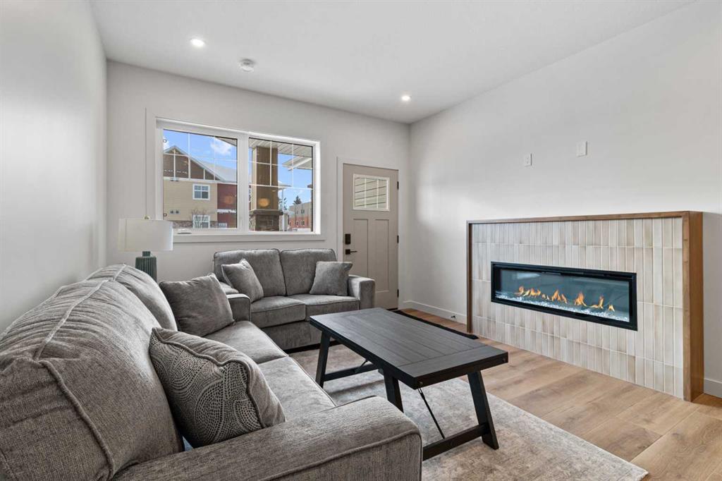 Picture for 4938 Beardsley Avenue 