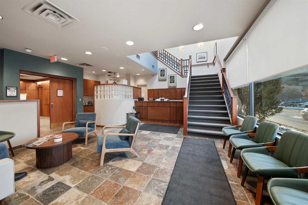 Picture for 5233 49 Avenue 