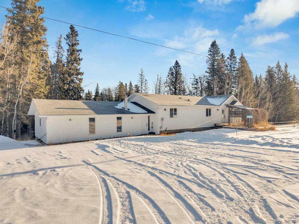 Picture for 422051 Range Road 25  