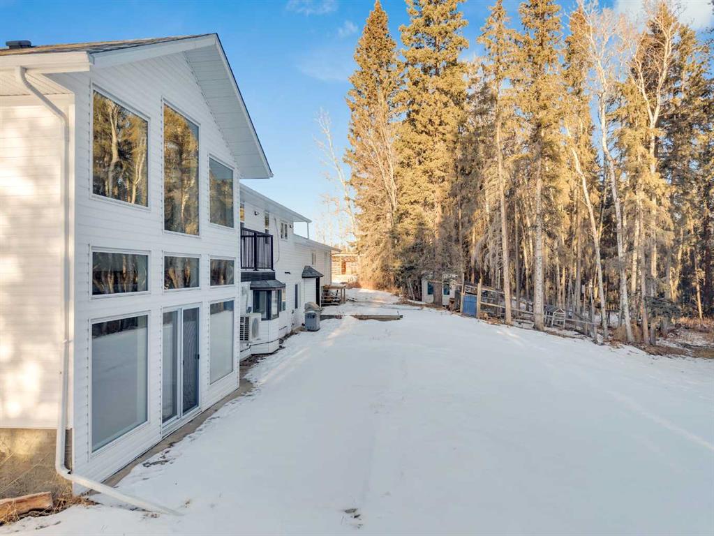 Picture for 422051 Range Road 25  