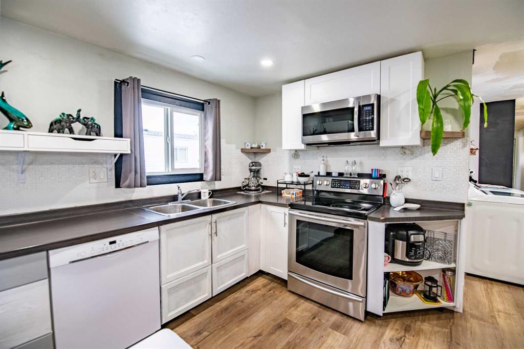 Picture for 1012, 7050 Gray Drive 