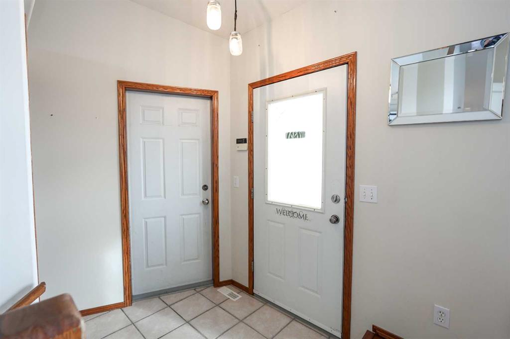 Picture for 27 Falcon Crescent 