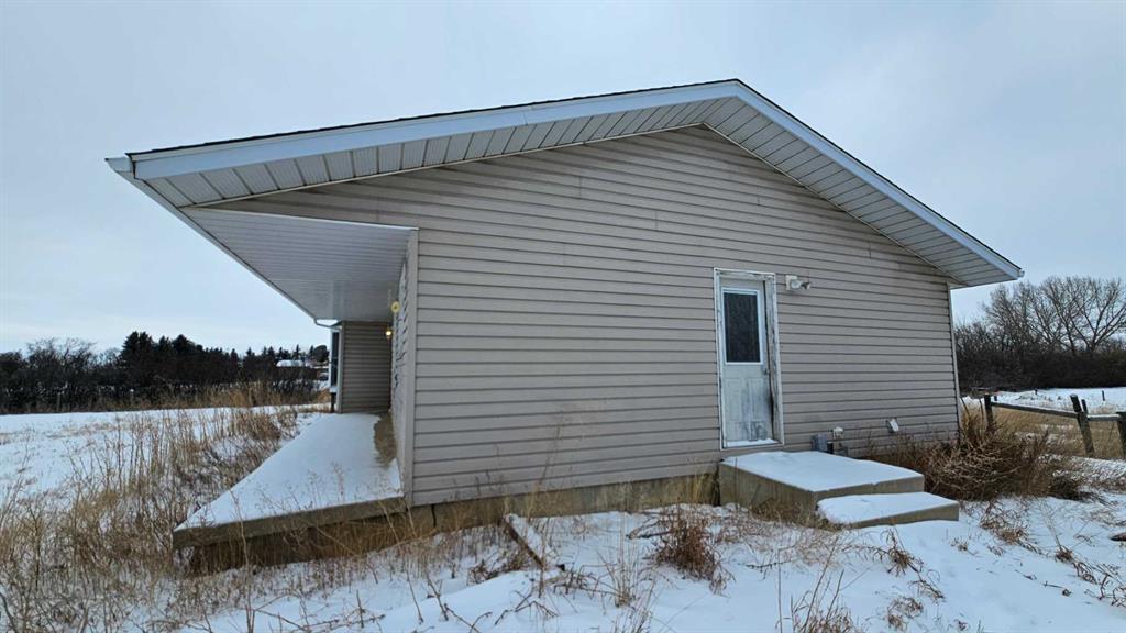 Picture for 38505 Range Road 92  