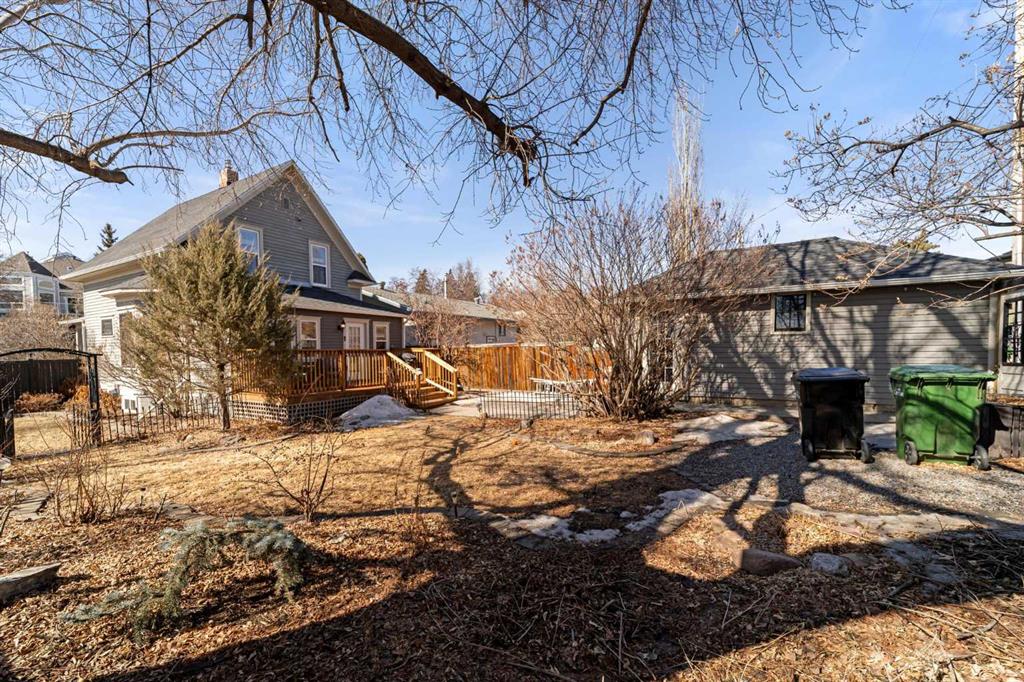 Picture for 4821 52 Street 