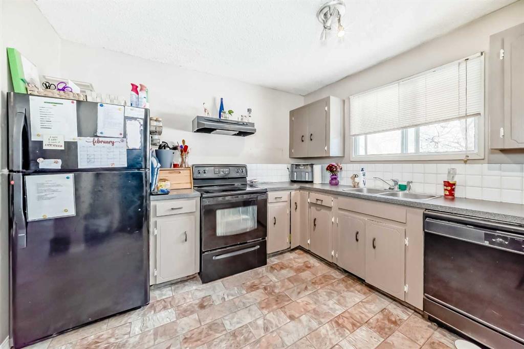 Picture for 4105 53 Avenue 