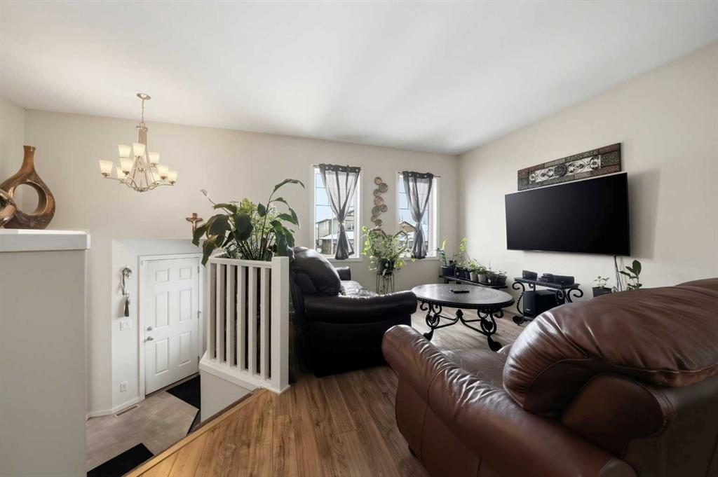 Picture for 14 Thomas Place 