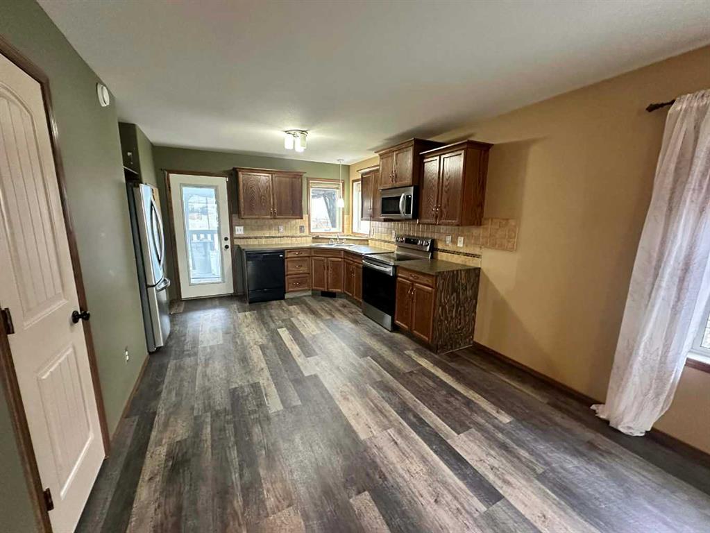 Picture for 6315 59 Street 