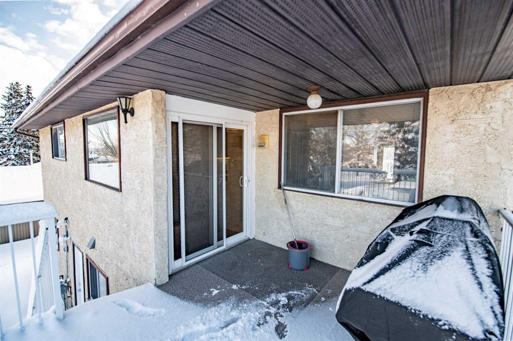 Picture for 38 45 Street Close 