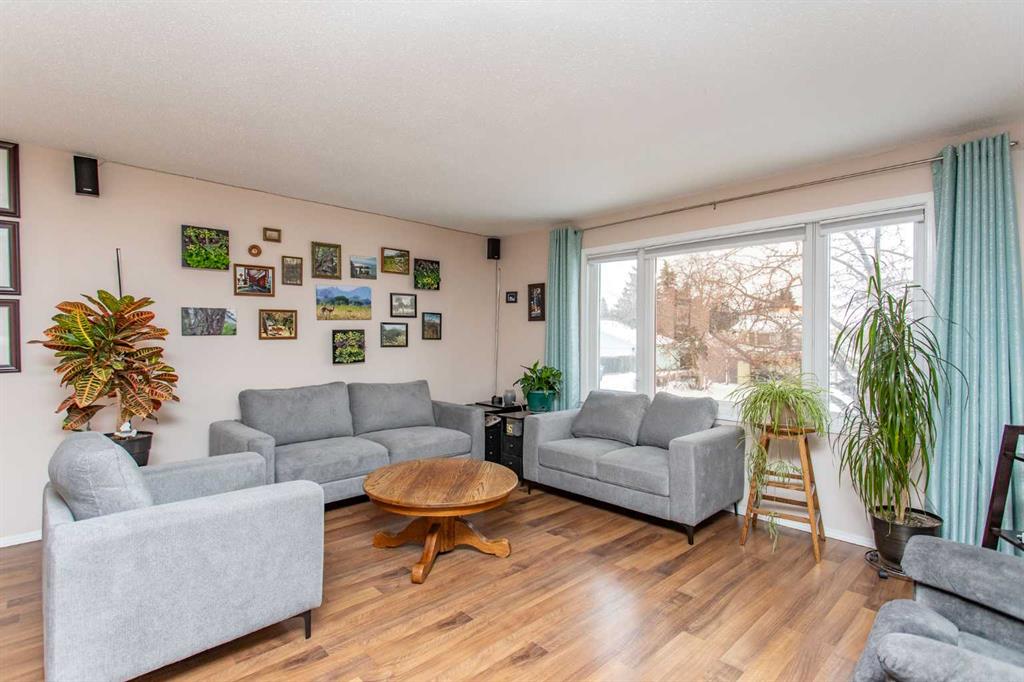 Picture for 10 Patterson Crescent 