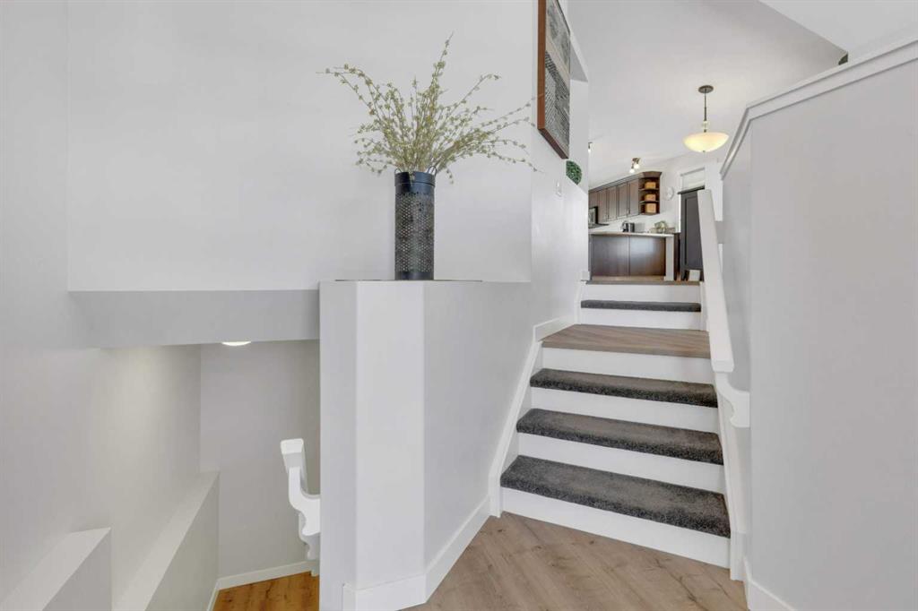 Picture for 82 Mackenzie Crescent 