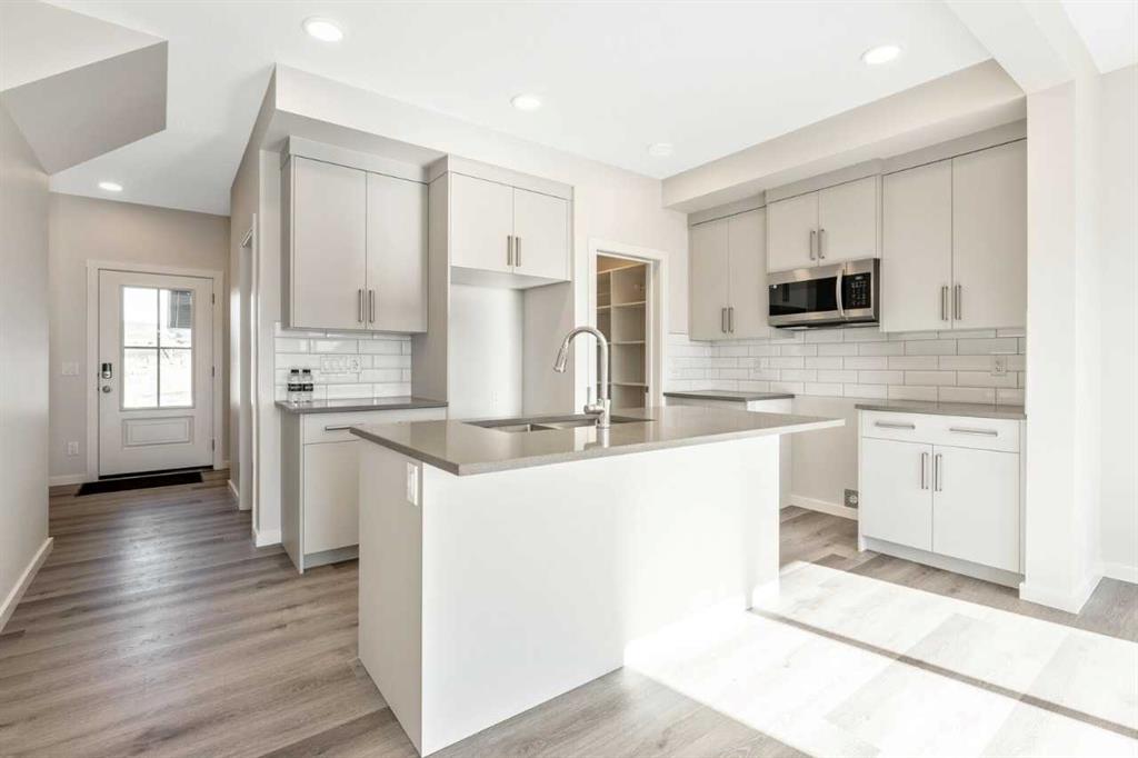 Picture for 370 Heritage Boulevard 