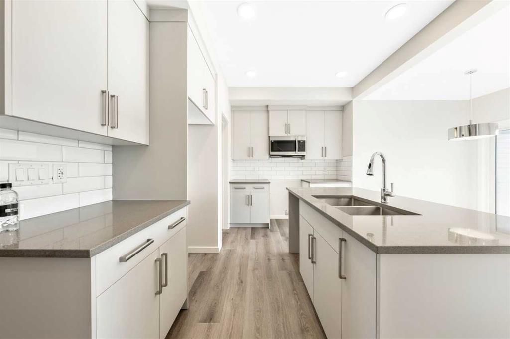 Picture for 370 Heritage Boulevard 