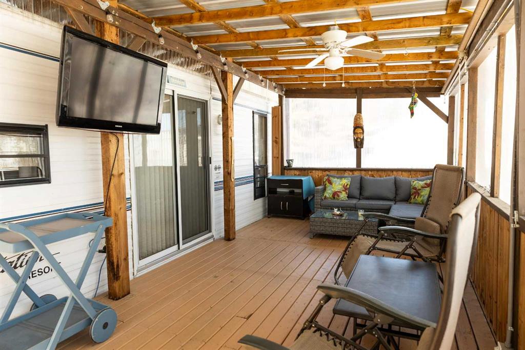 Picture for 76, 12030 Twp Rd 422  