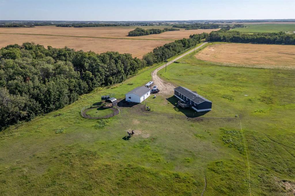 Picture for 48040 Range 212 Road 