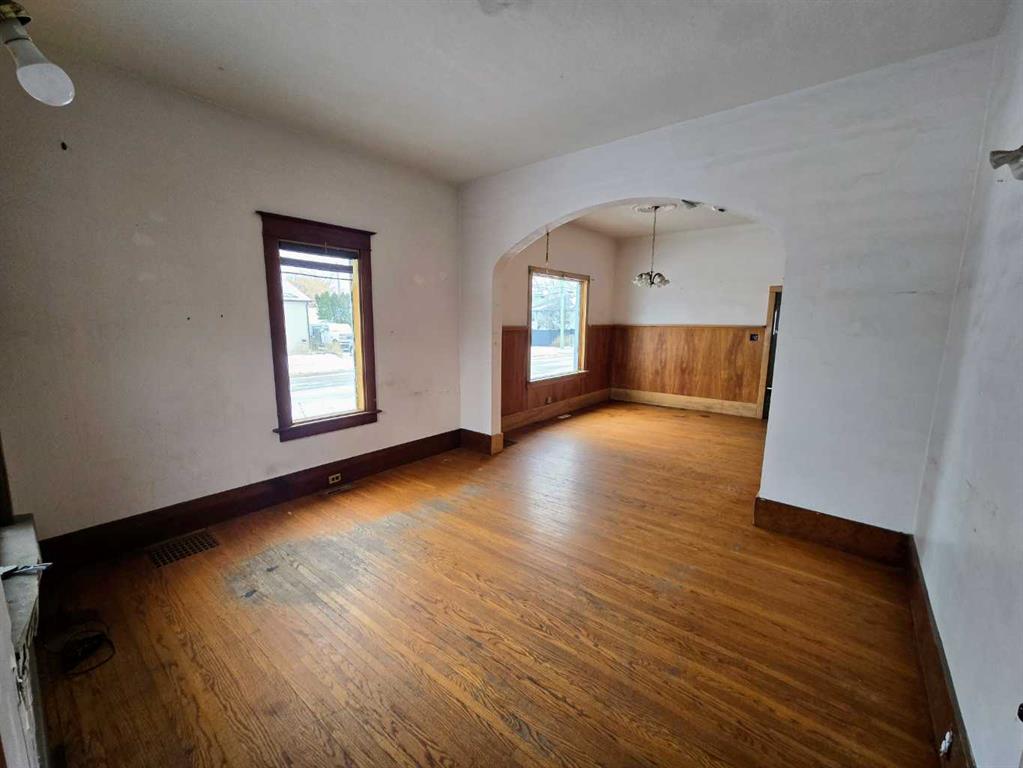 Picture for 4802 47 Street  