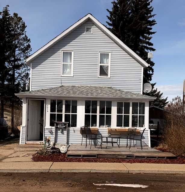 Picture for 5016 51 Street 