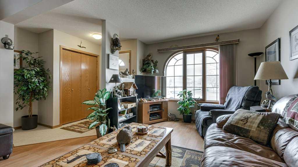 Picture for 10 Douglas Avenue 