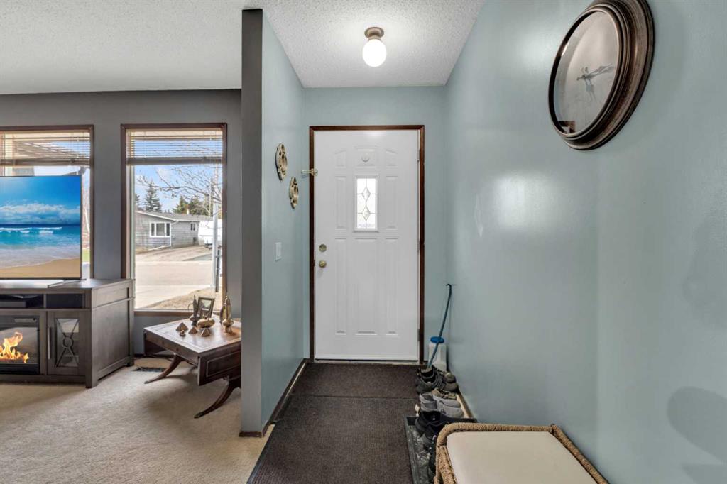 Picture for 5433 55 Street 