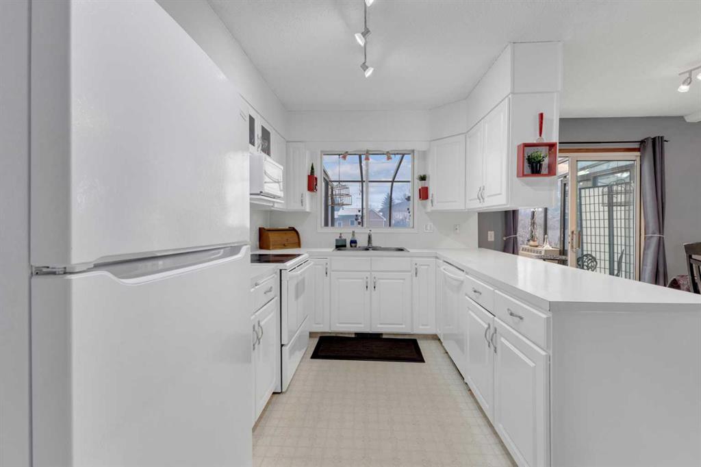 Picture for 5433 55 Street 