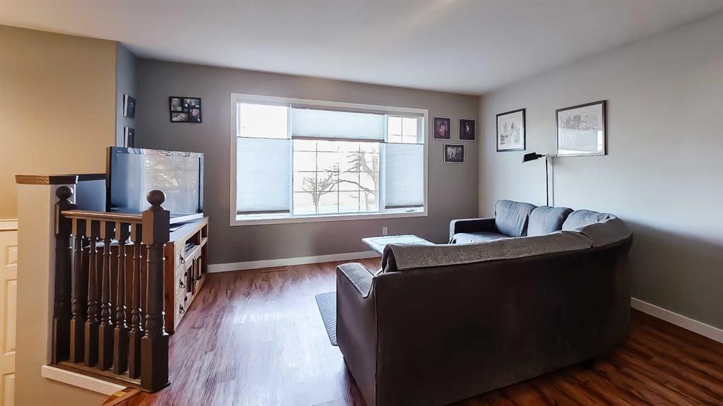 Picture for 7 Lawford Avenue 