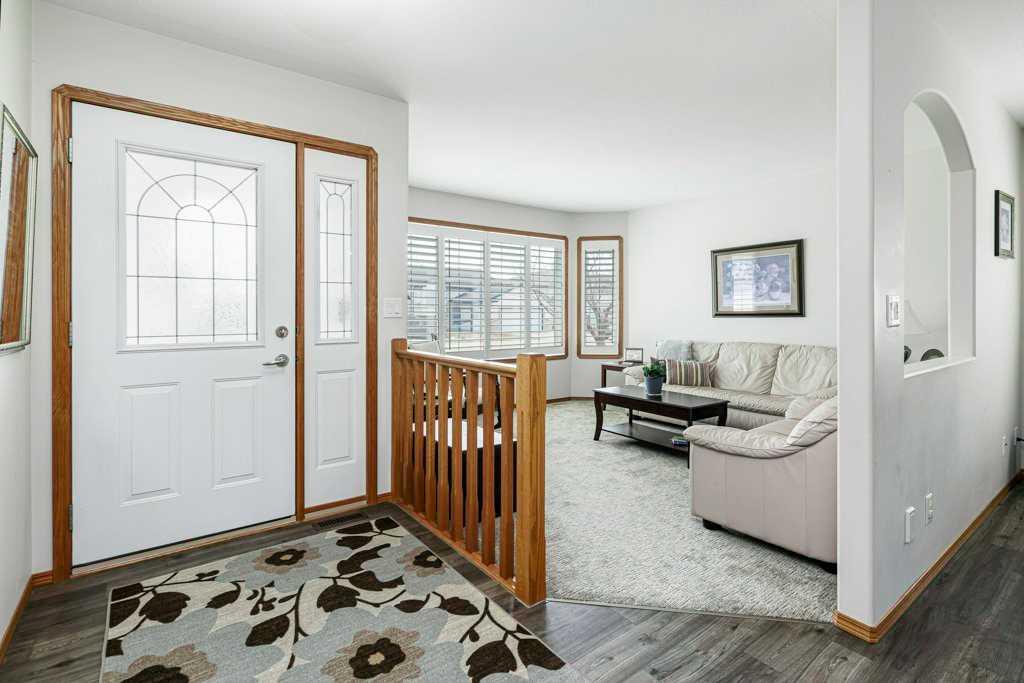 Picture for 75 Langford Crescent 