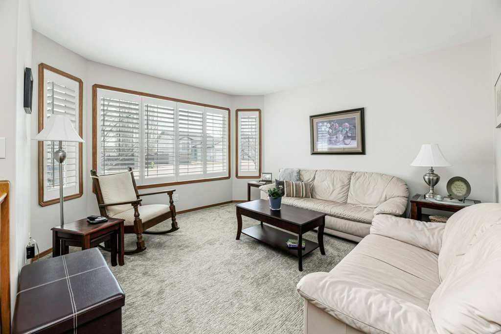 Picture for 75 Langford Crescent 