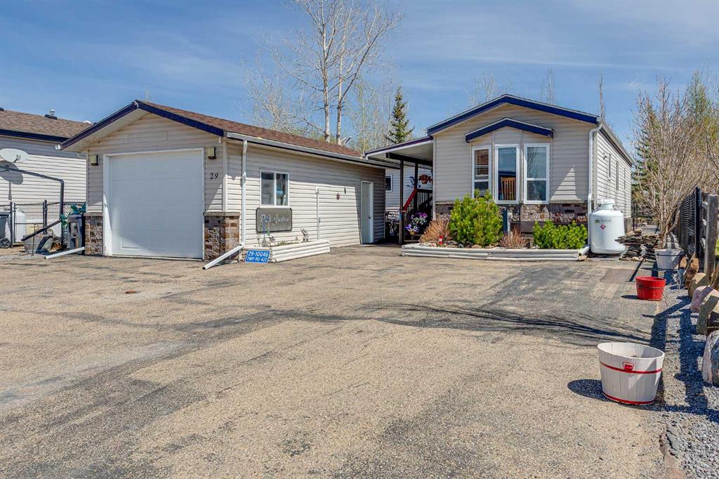 Picture for 29, 10042 Township Road 422  
