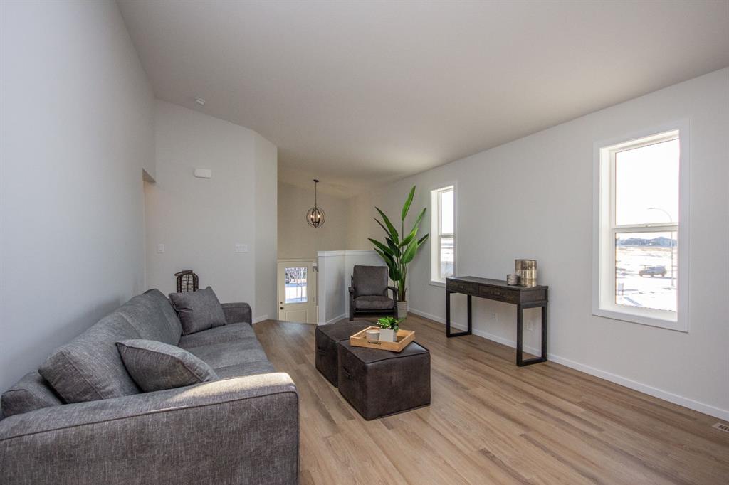 Picture for 5 Beacon Hill Drive 