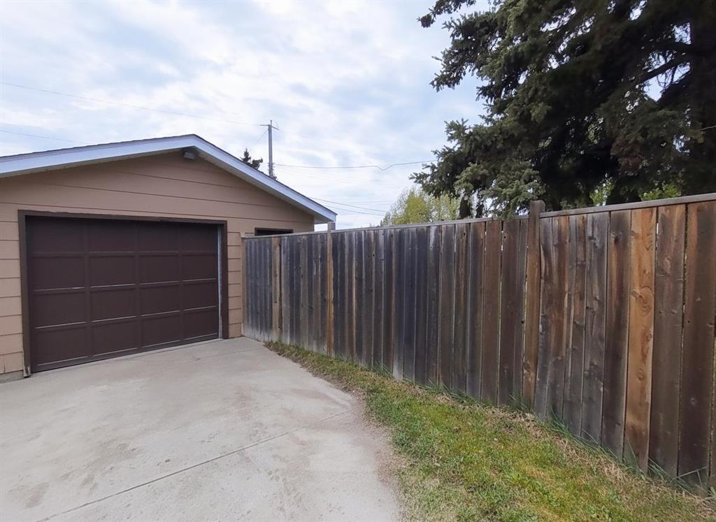 Picture for 5411 51 Avenue 