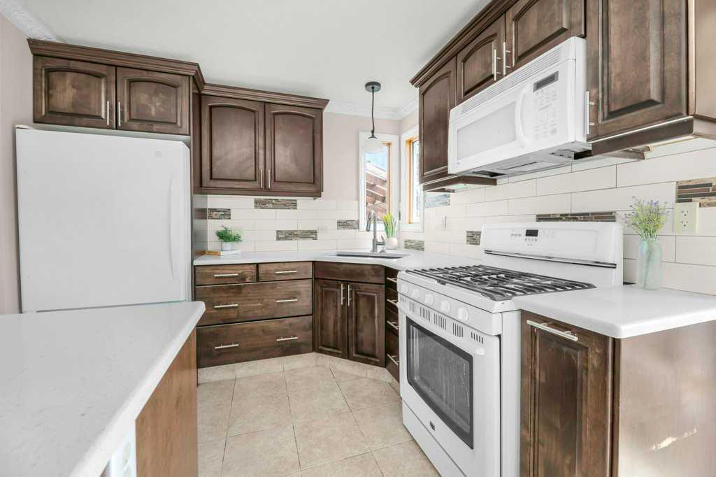 Picture for 65 Wiltshire Boulevard 