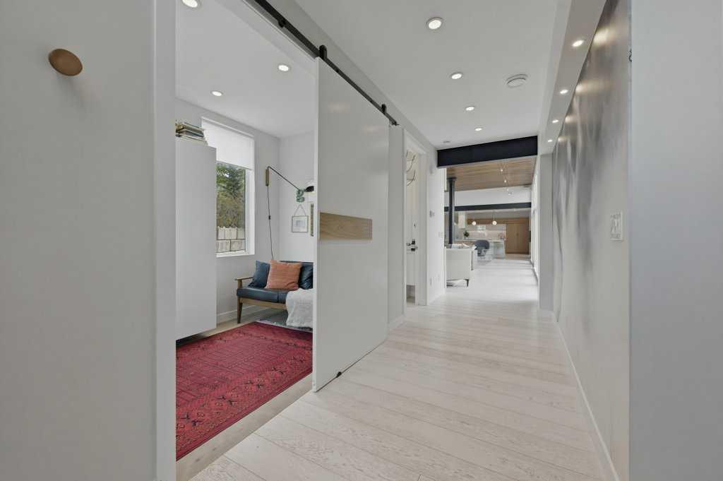 Picture for 305 Jarvis Glen Court 