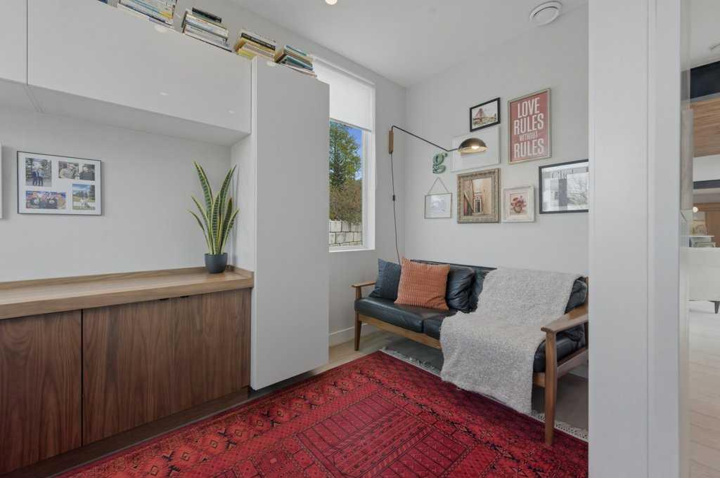 Picture for 305 Jarvis Glen Court 