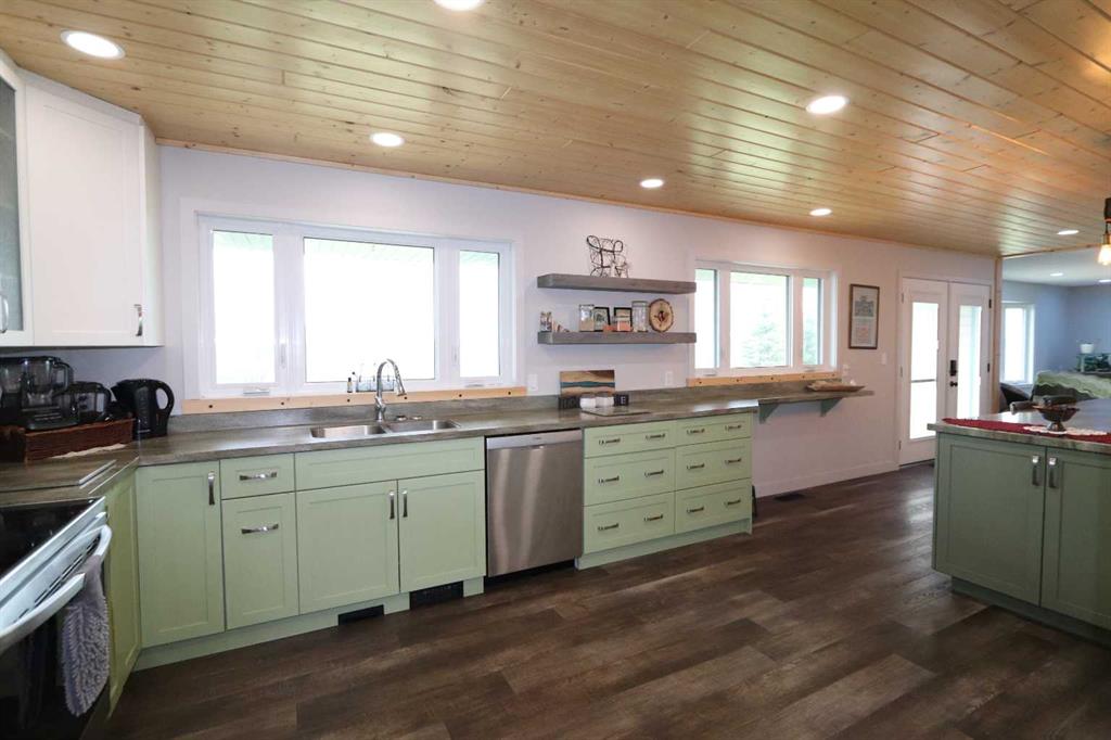 Picture for 433040, Range Road 251  