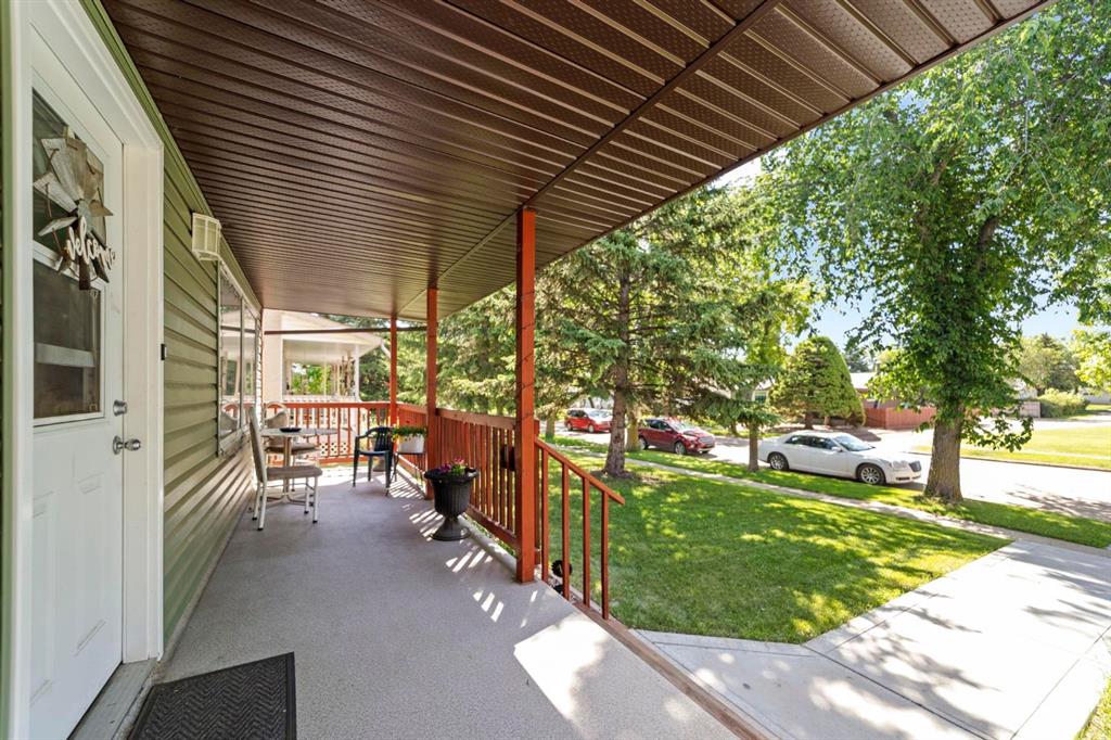 Picture for 6404A 45 Avenue 