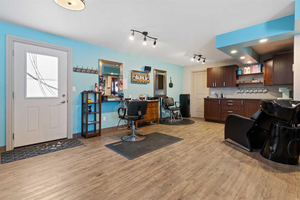 Picture for 5009 49 Avenue 