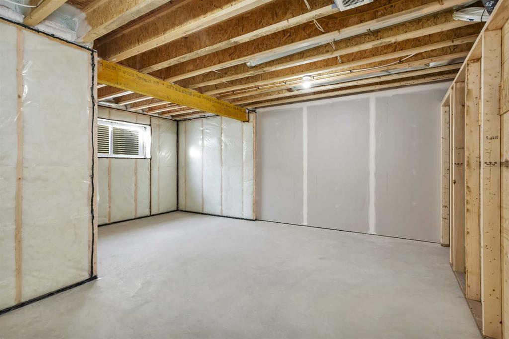 Picture for 48 Concord Rise  https://www.cirrealty.ca/reb/cara/5/A2262565_32.jpg
