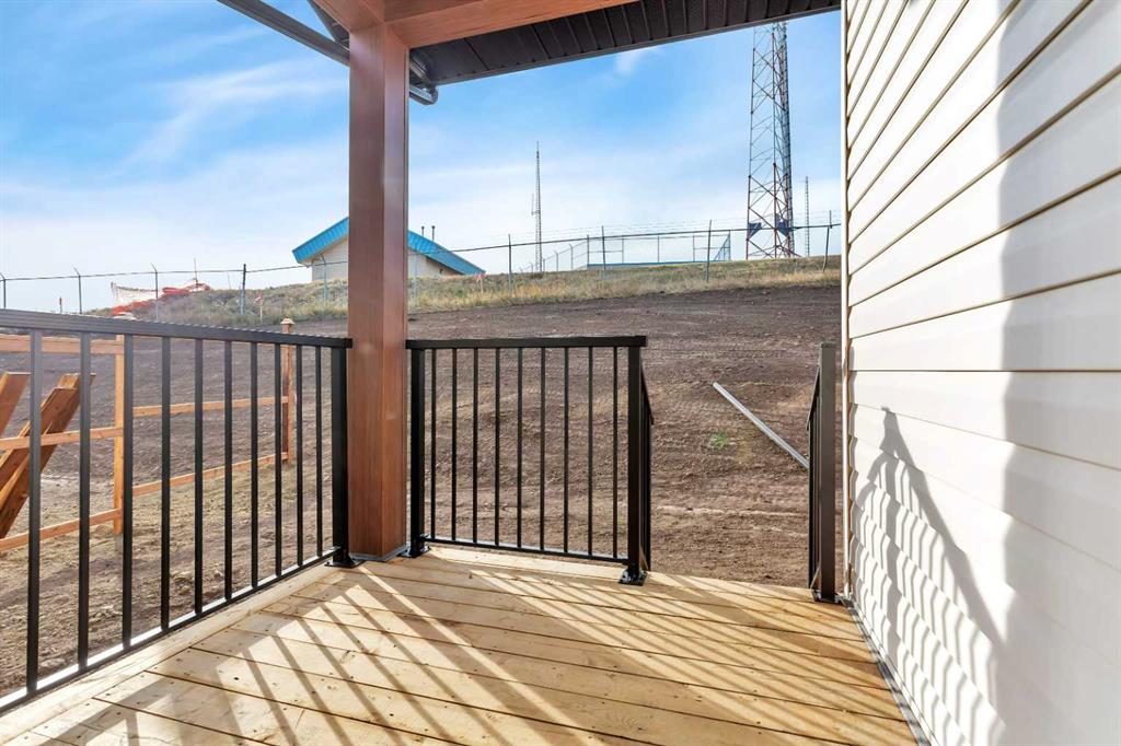 Picture for 48 Concord Rise  https://www.cirrealty.ca/reb/cara/5/A2262565_37.jpg
