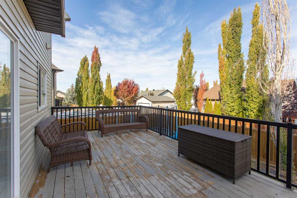 Picture for 35 Woodrow Close  https://www.cirrealty.ca/reb/cara/5/A2264075_41.jpg