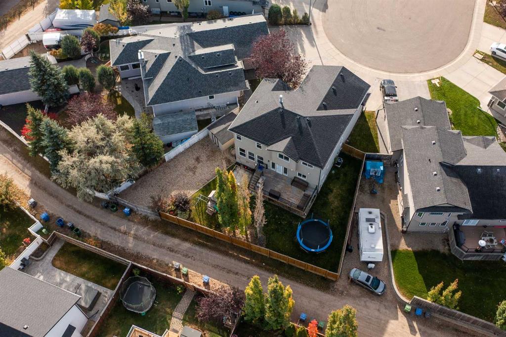 Picture for 35 Woodrow Close  https://www.cirrealty.ca/reb/cara/5/A2264075_47.jpg
