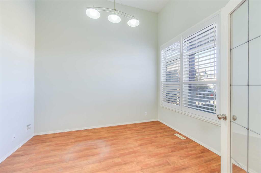 Picture for 39 KIRTON Close  https://www.cirrealty.ca/reb/cara/5/A2265095_15.jpg