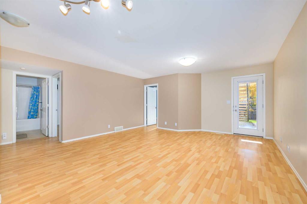 Picture for 39 KIRTON Close  https://www.cirrealty.ca/reb/cara/5/A2265095_17.jpg