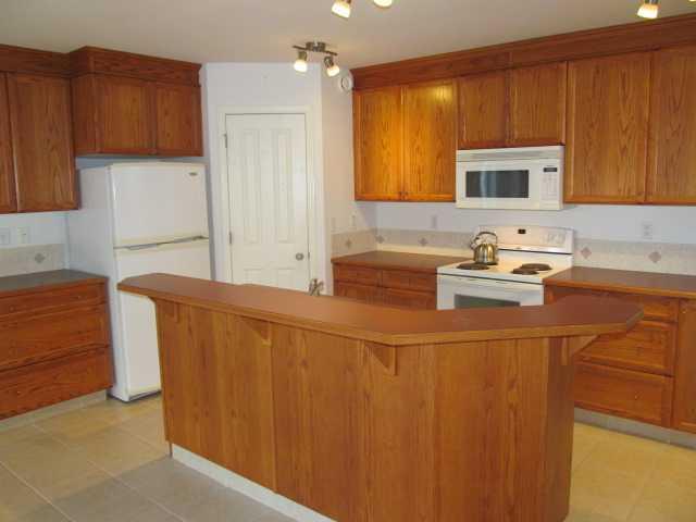 Picture for 39 KIRTON Close  https://www.cirrealty.ca/reb/cara/5/A2265095_5.jpg