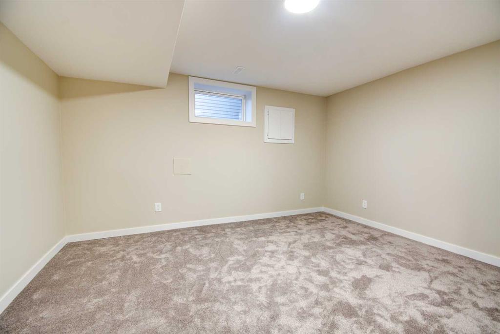 Picture for 112 Dixon Crescent  https://www.cirrealty.ca/reb/cara/5/A2265815_19.jpg