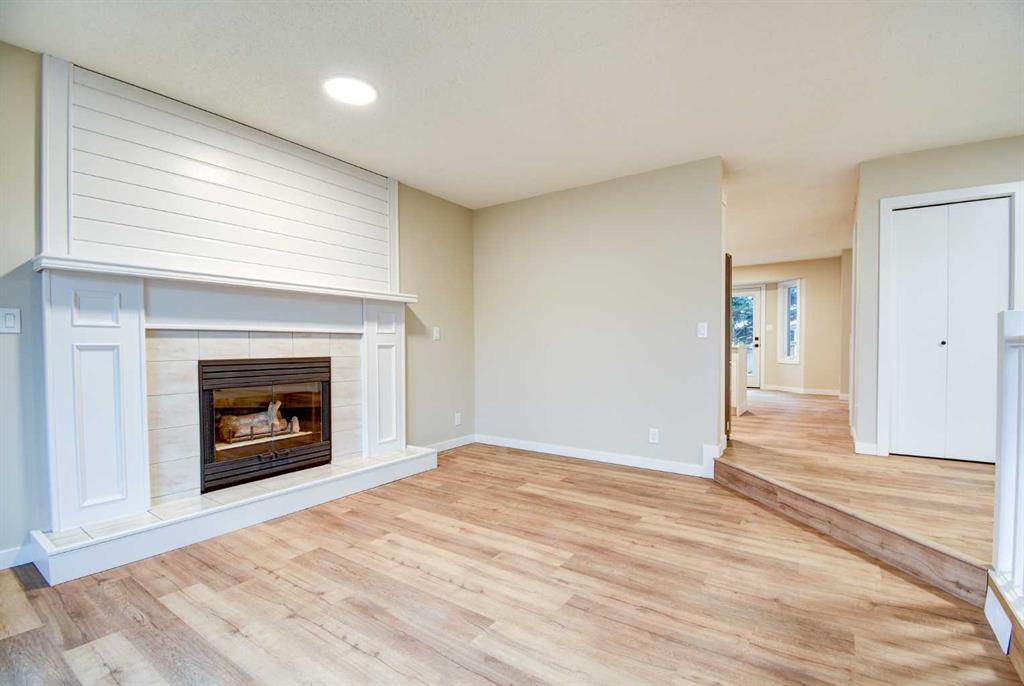 Picture for 112 Dixon Crescent  https://www.cirrealty.ca/reb/cara/5/A2265815_5.jpg