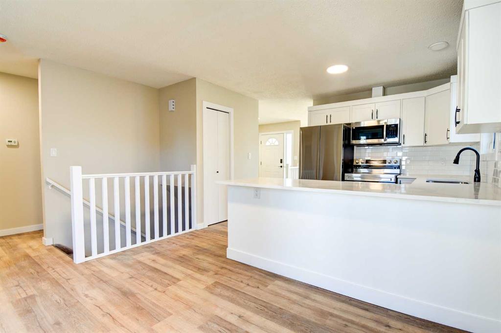Picture for 112 Dixon Crescent  https://www.cirrealty.ca/reb/cara/5/A2265815_9.jpg