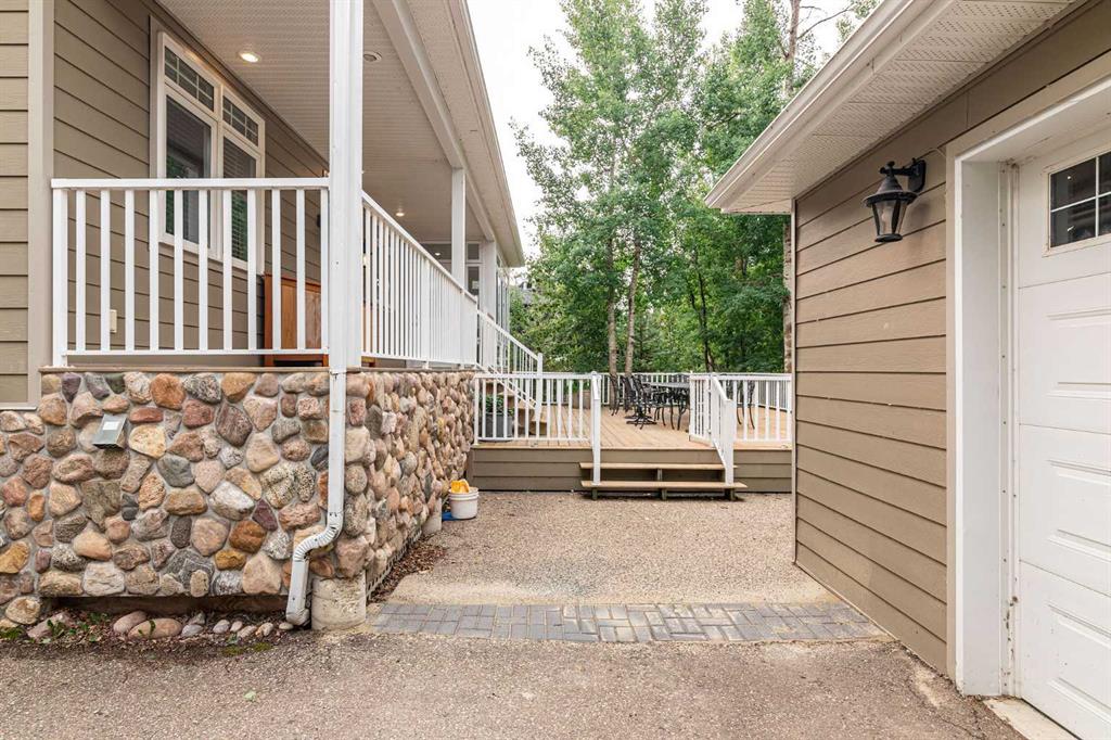Picture for 244 Canal Street  https://www.cirrealty.ca/reb/cara/5/A2266195_38.jpg