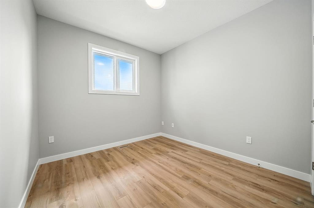 Picture for 84 Reynolds Road  https://www.cirrealty.ca/reb/cara/5/A2266335_13.jpg