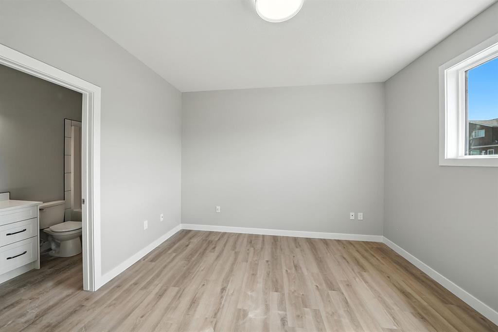 Picture for 84 Reynolds Road  https://www.cirrealty.ca/reb/cara/5/A2266335_15.jpg